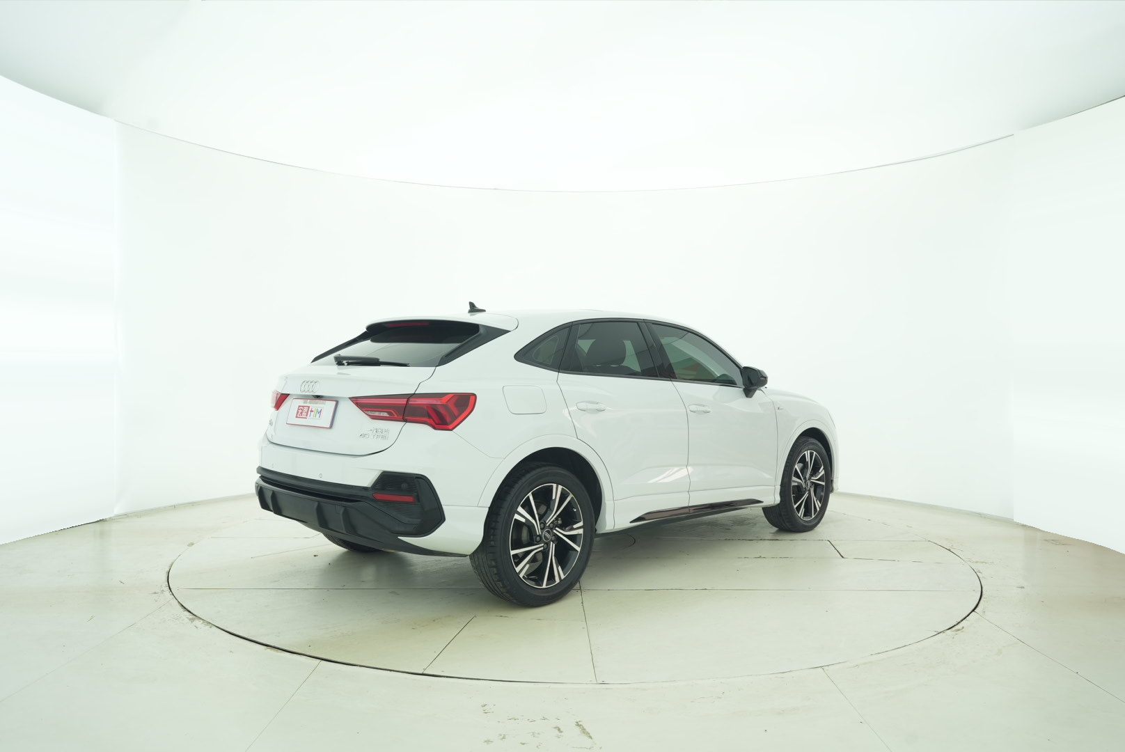 Audi Q3 Sportback 2022 — фото 6
