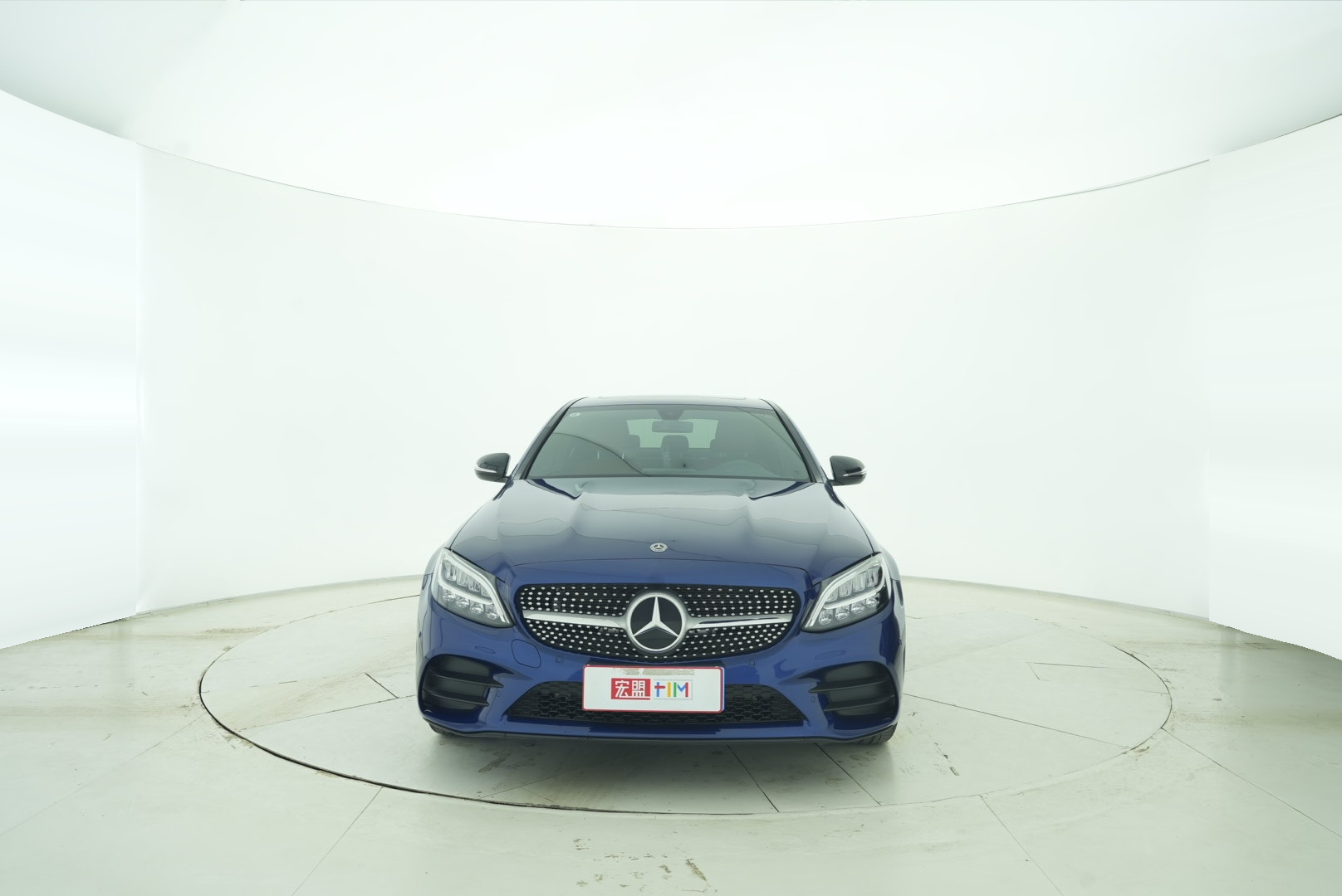 Mercedes Benz C-Class 2019 — фото 17