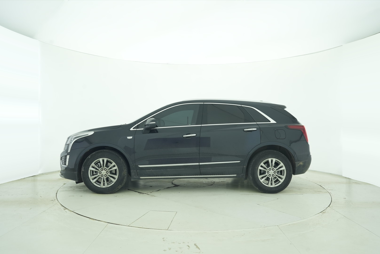 Cadillac XT5 2021 — фото 3