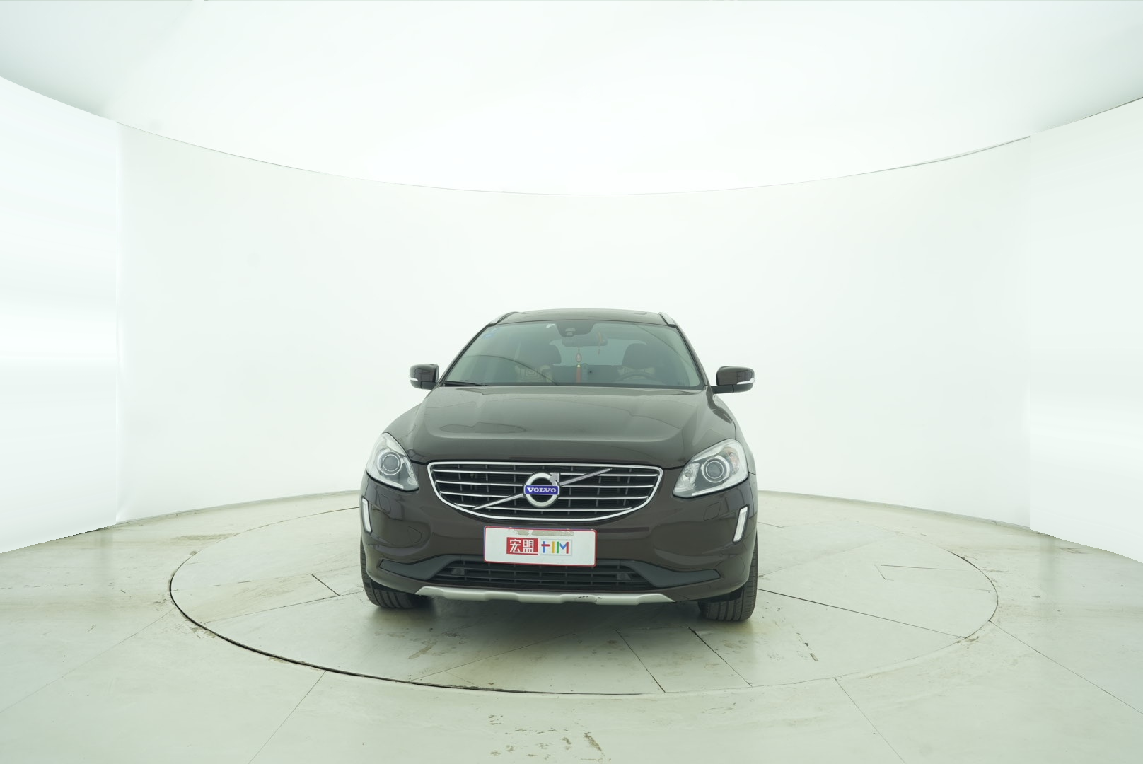 VOLVO XC60 2017 — фото 9