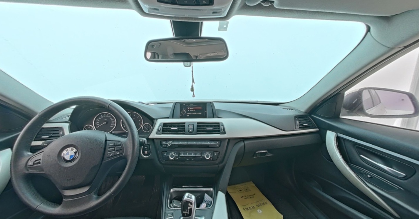 BMW 3 Series 2015 — фото 1