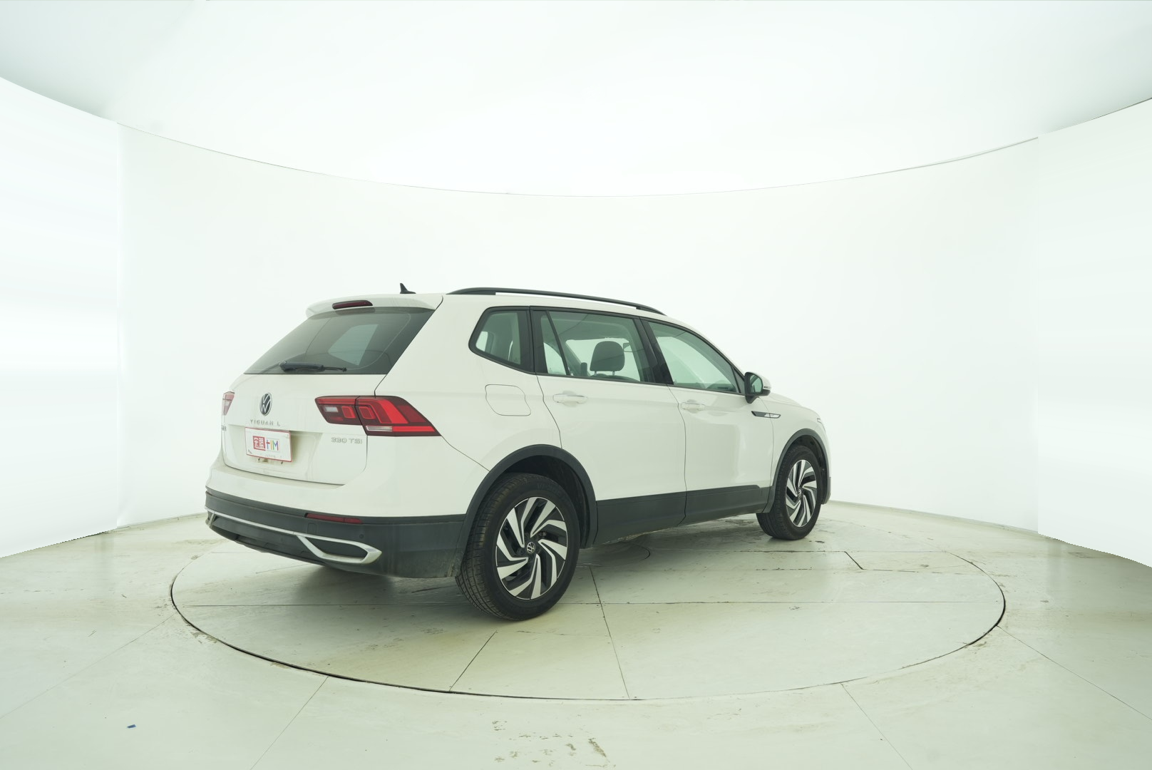 Volkswagen Tiguan L 2022 — фото 6