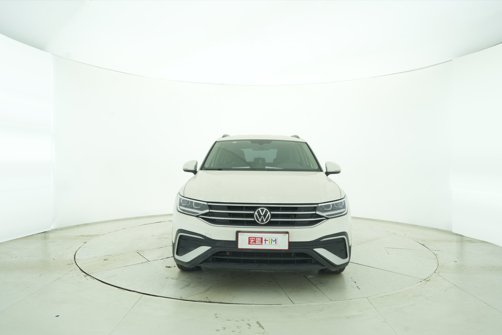 Volkswagen Tiguan L 2022 — фото 9