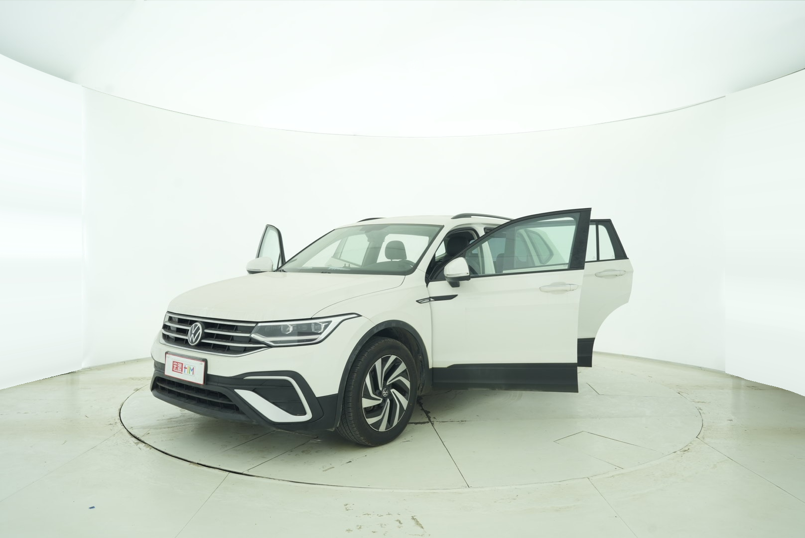 Volkswagen Tiguan L 2022 — фото 10
