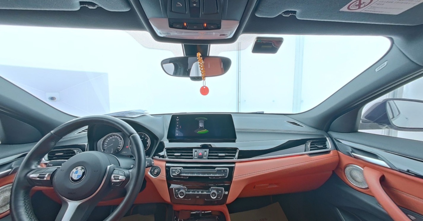 BMW X2 2021 — фото 1