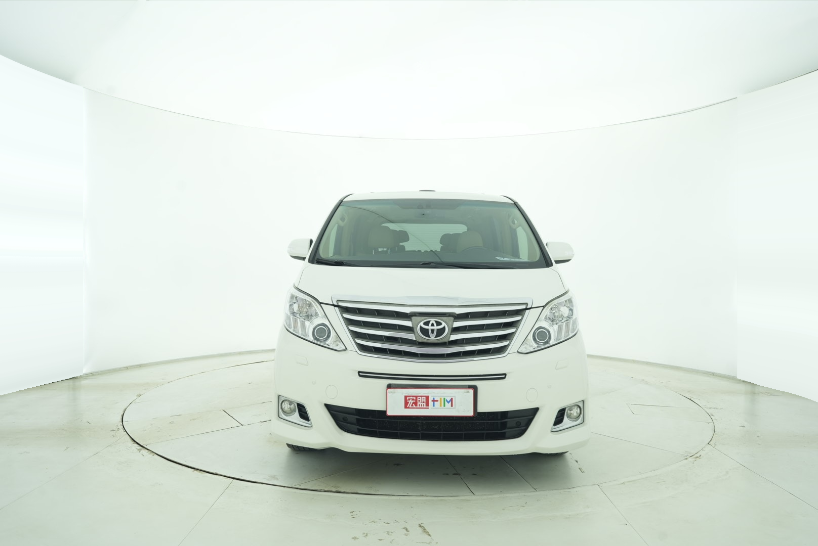 Toyota Elfa 2015 — фото 9