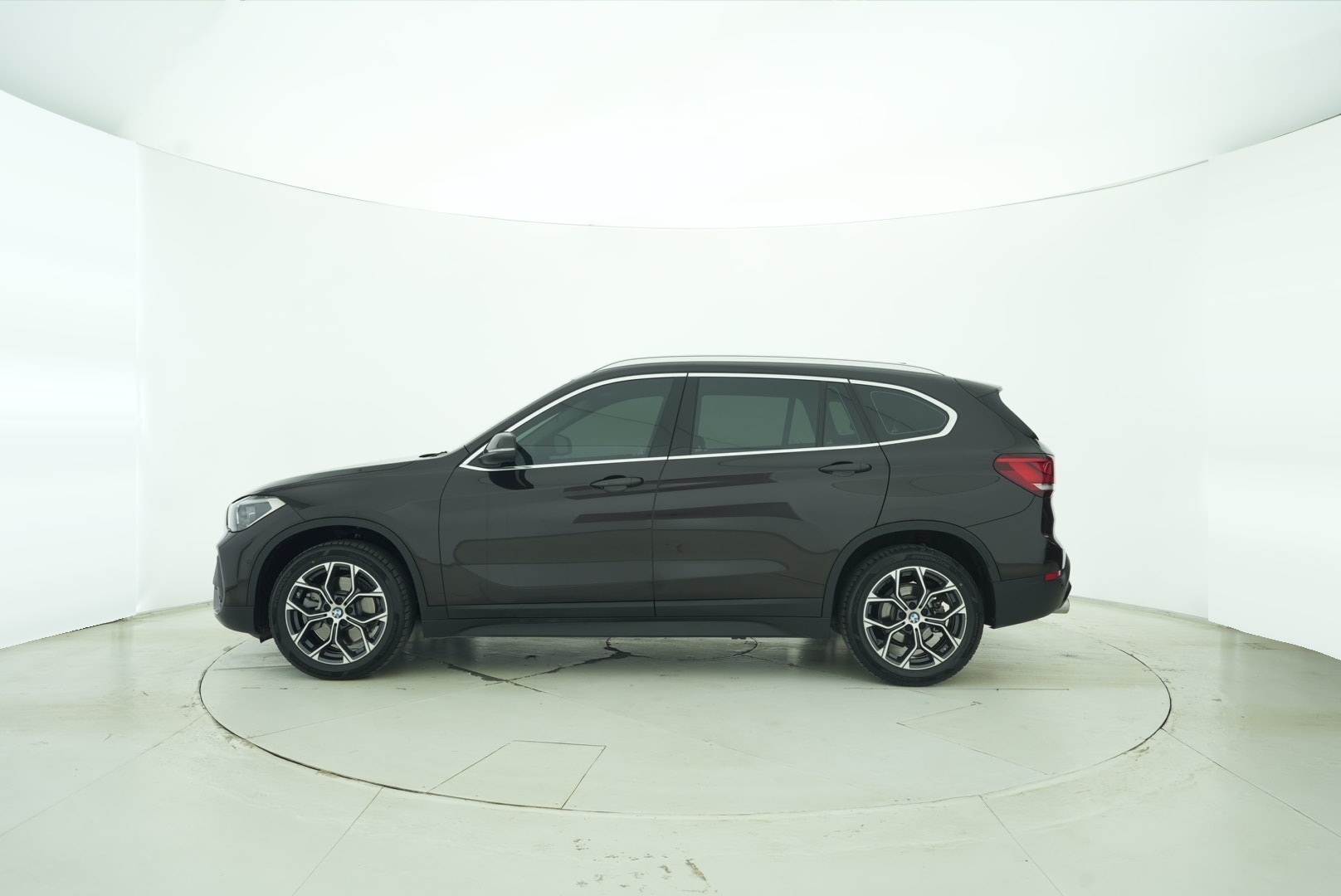 BMW X1 2020 — фото 3