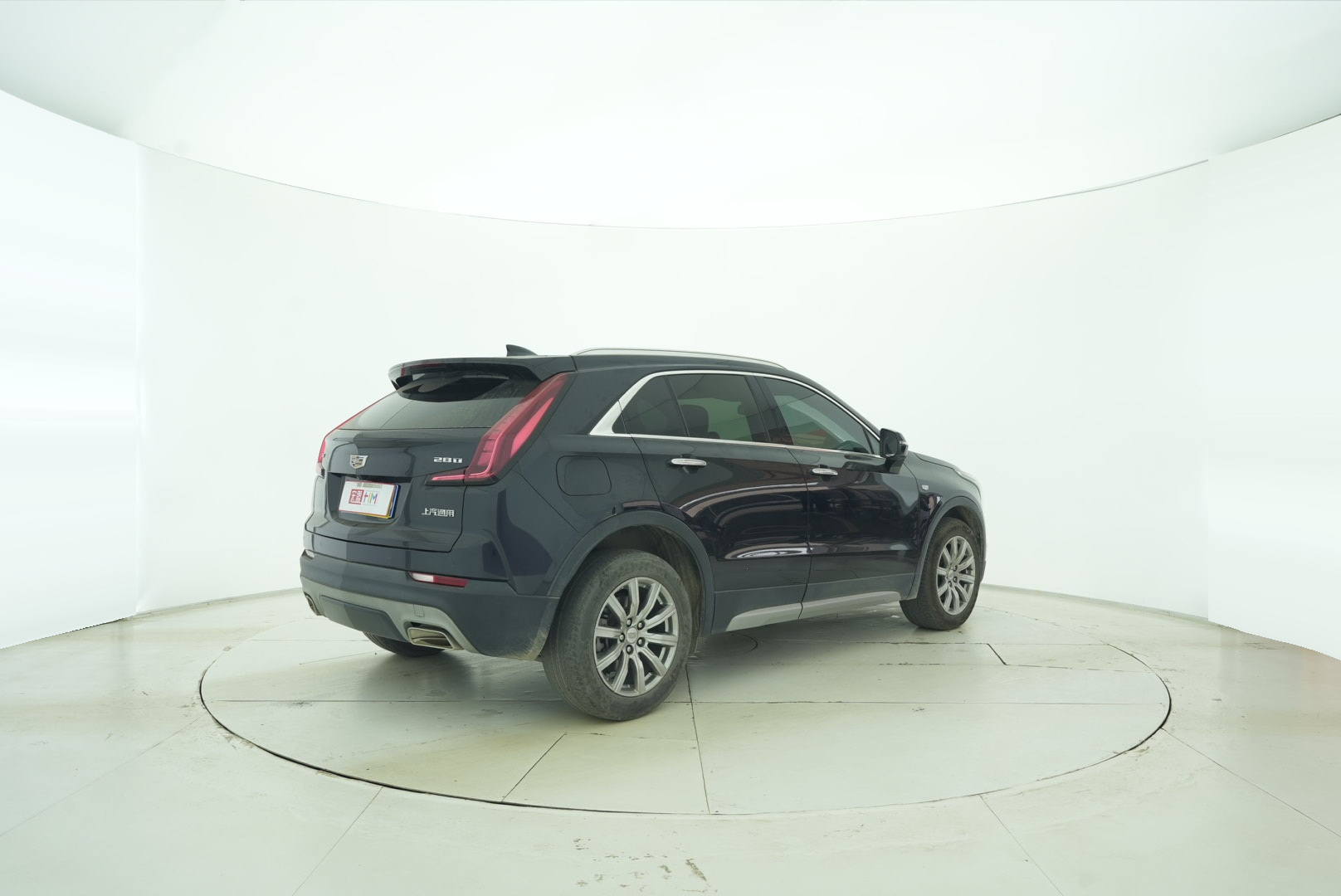 Cadillac XT4 2020 — фото 6