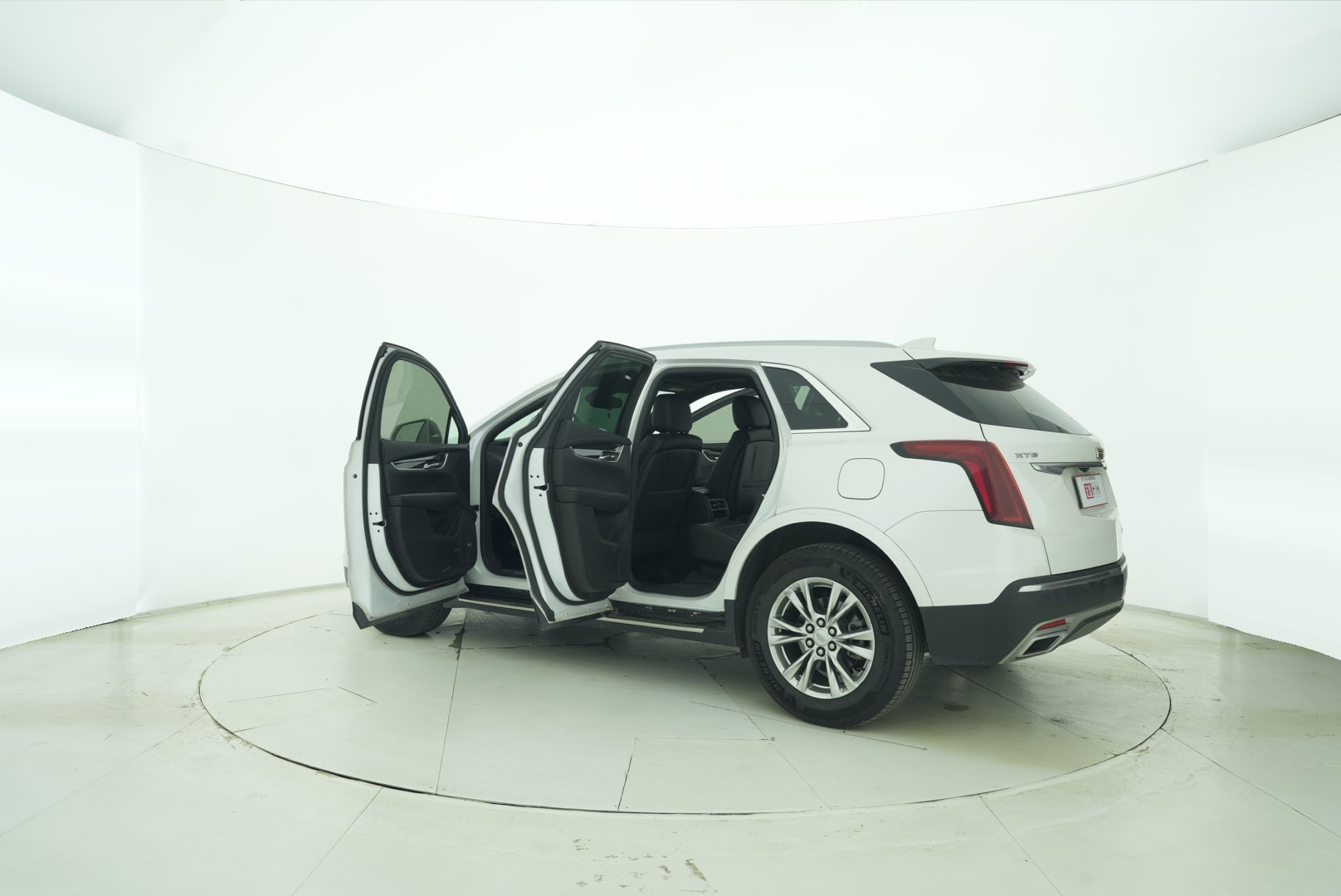 Cadillac XT5 2022 — фото 6