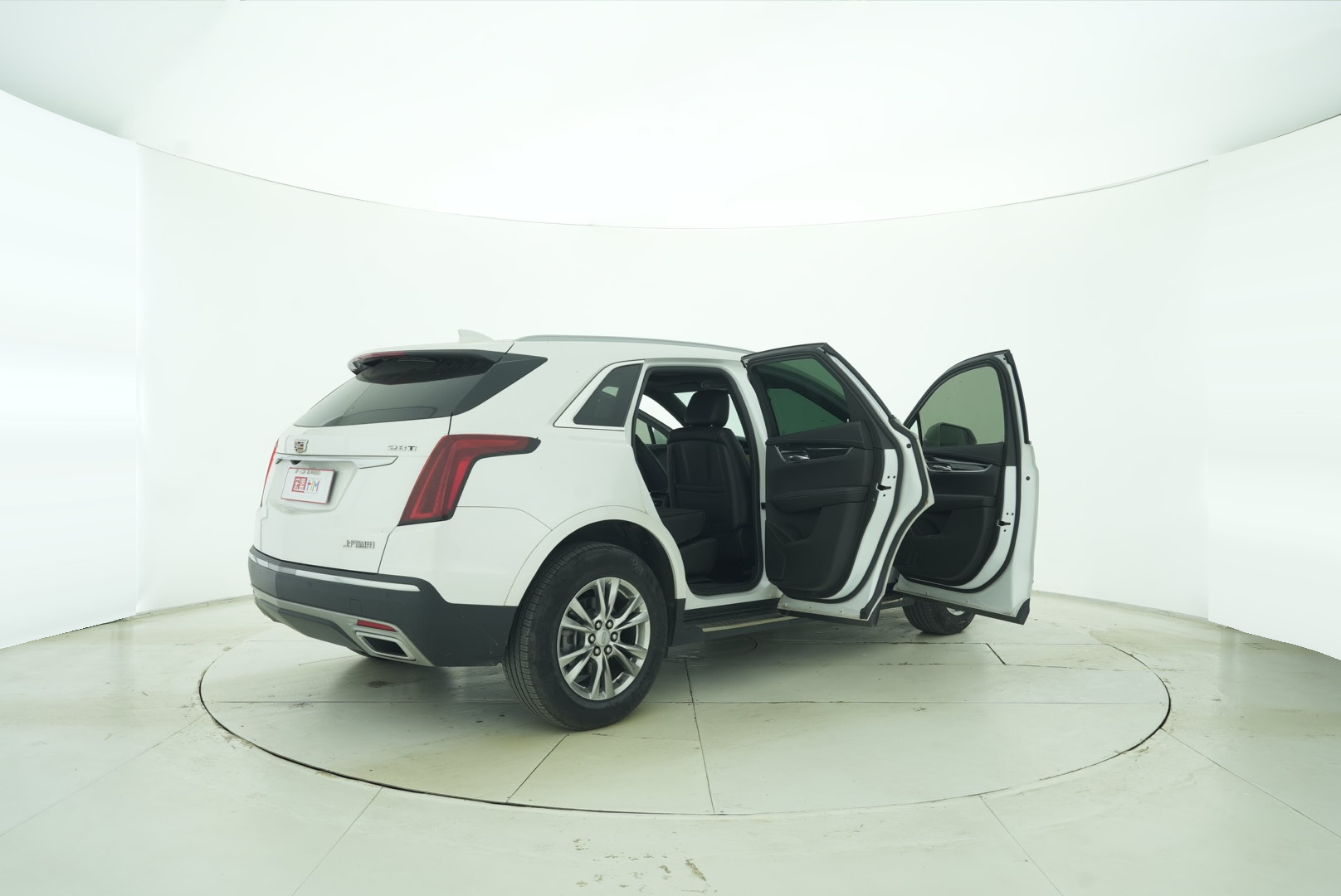 Cadillac XT5 2022 — фото 8