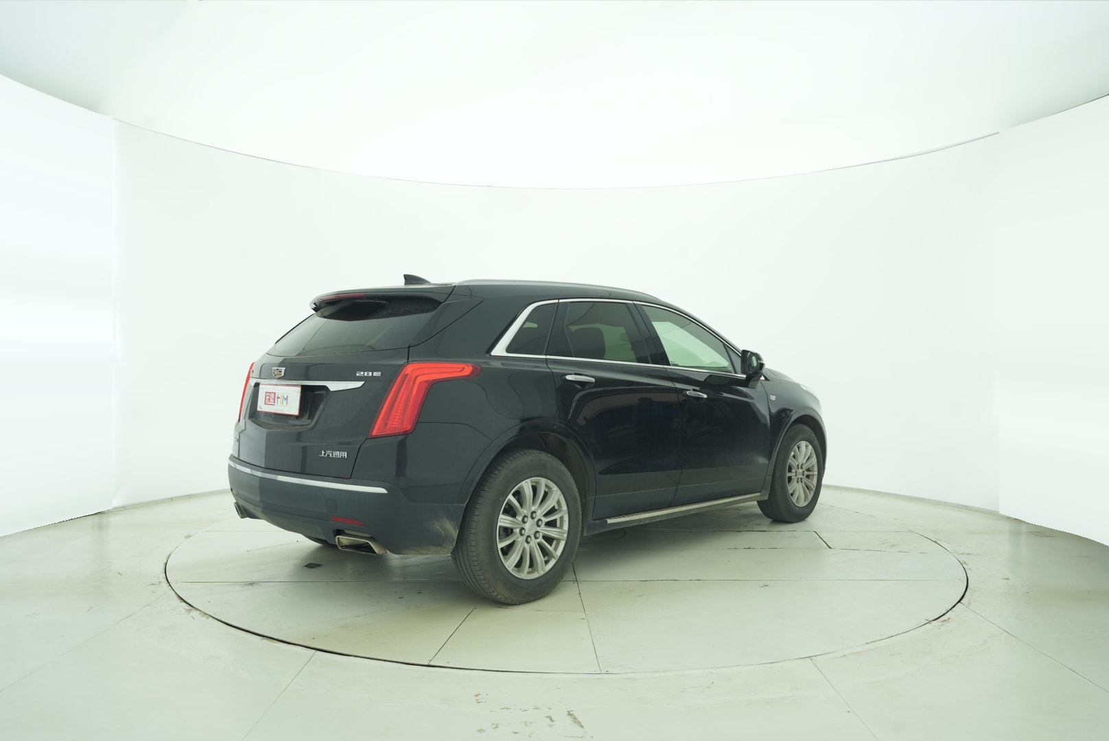 Cadillac XT5 2018 — фото 11