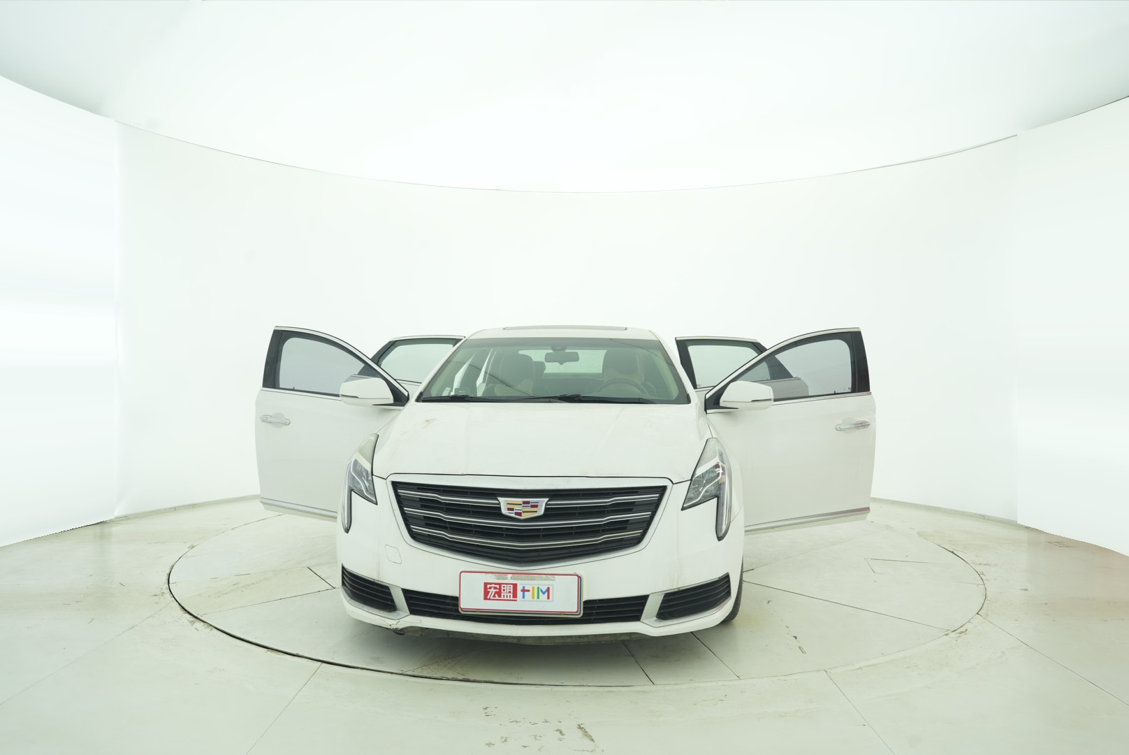 Cadillac XTS 2018 — фото 10
