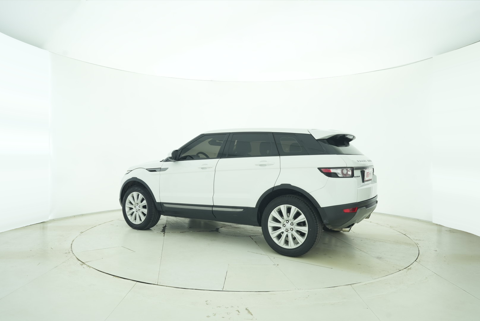 Land Rover Range Rover Aurora 2015 — фото 4