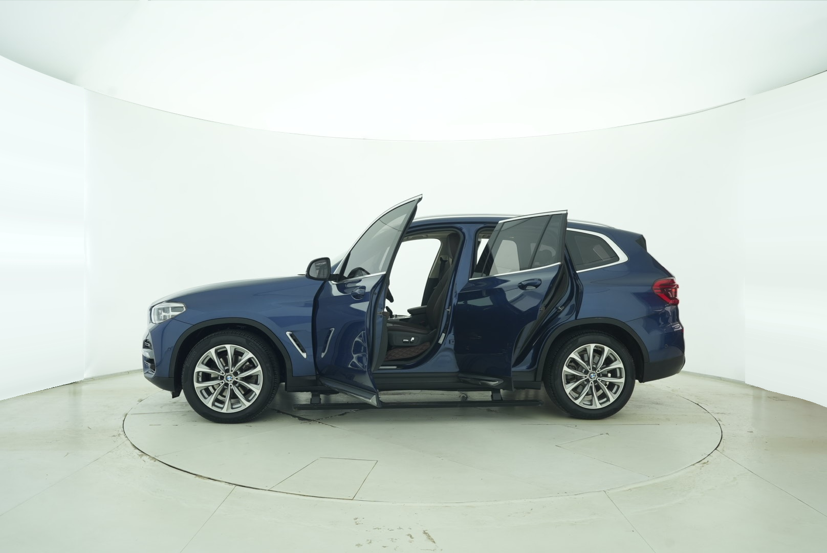 BMW X4 2022 — фото 11