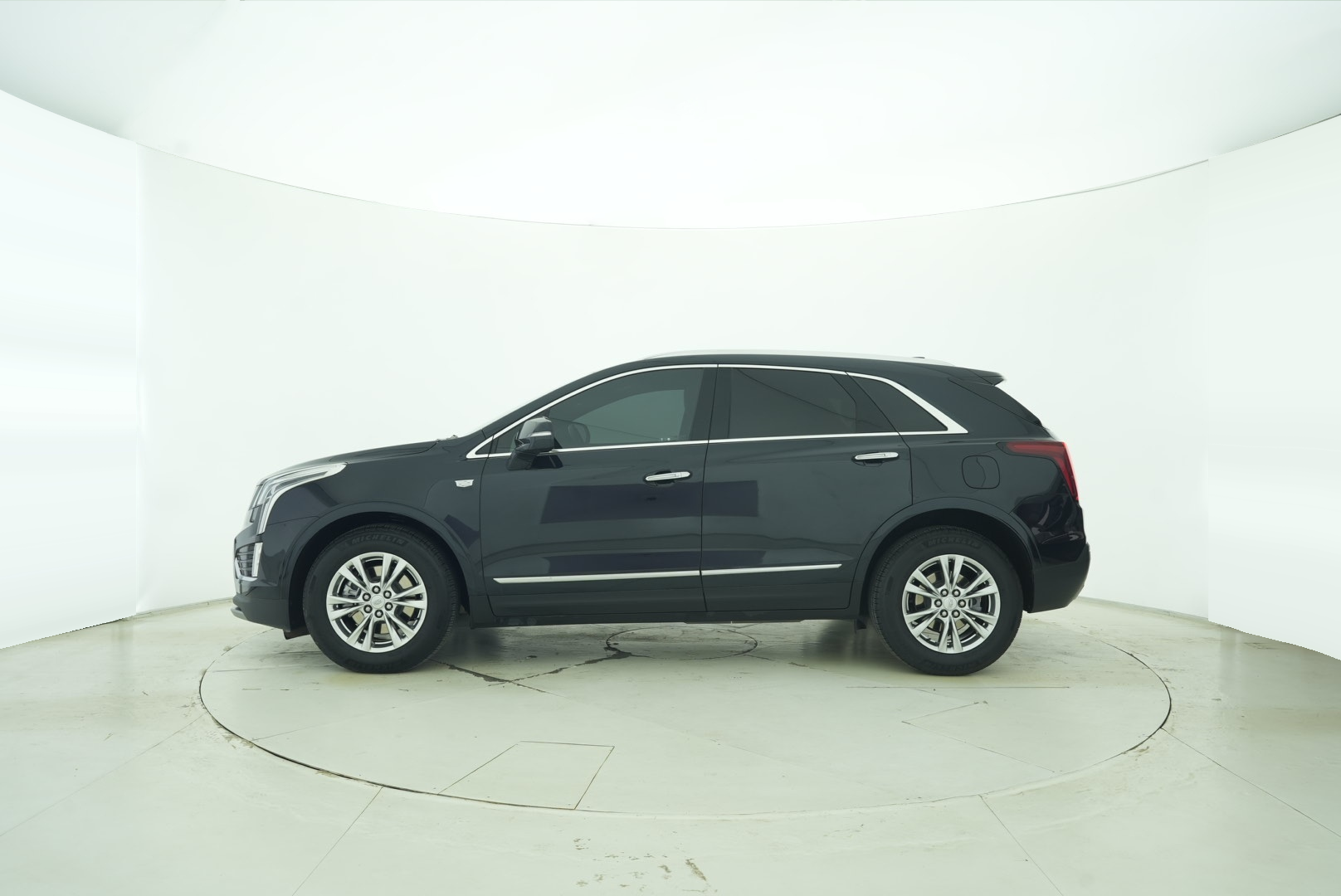 Cadillac XT5 2021 — фото 5