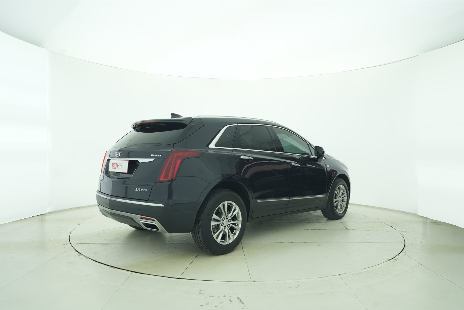 Cadillac XT5 2021 — фото 11