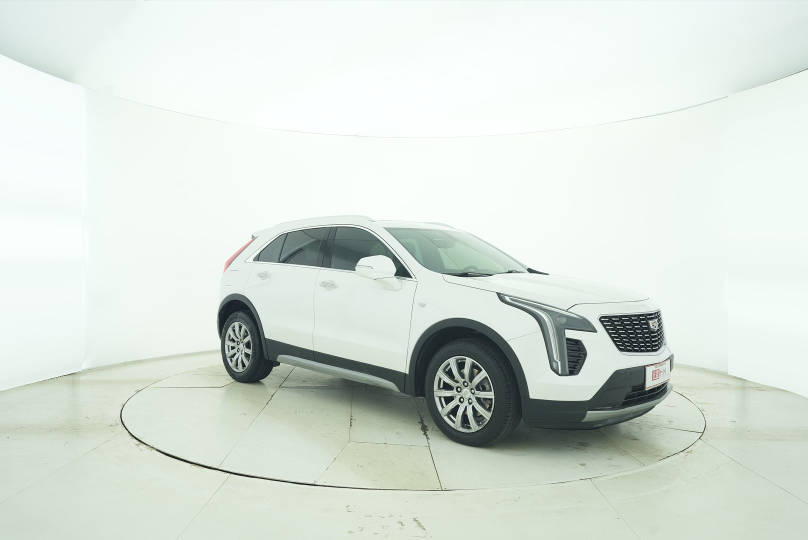 Cadillac XT4 2020 — фото 14