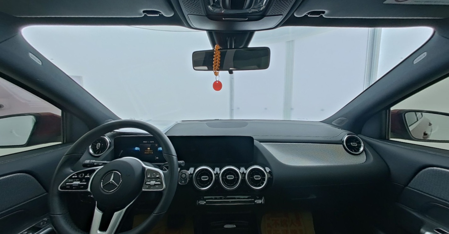Mercedes Benz GLA 2020 — фото 1