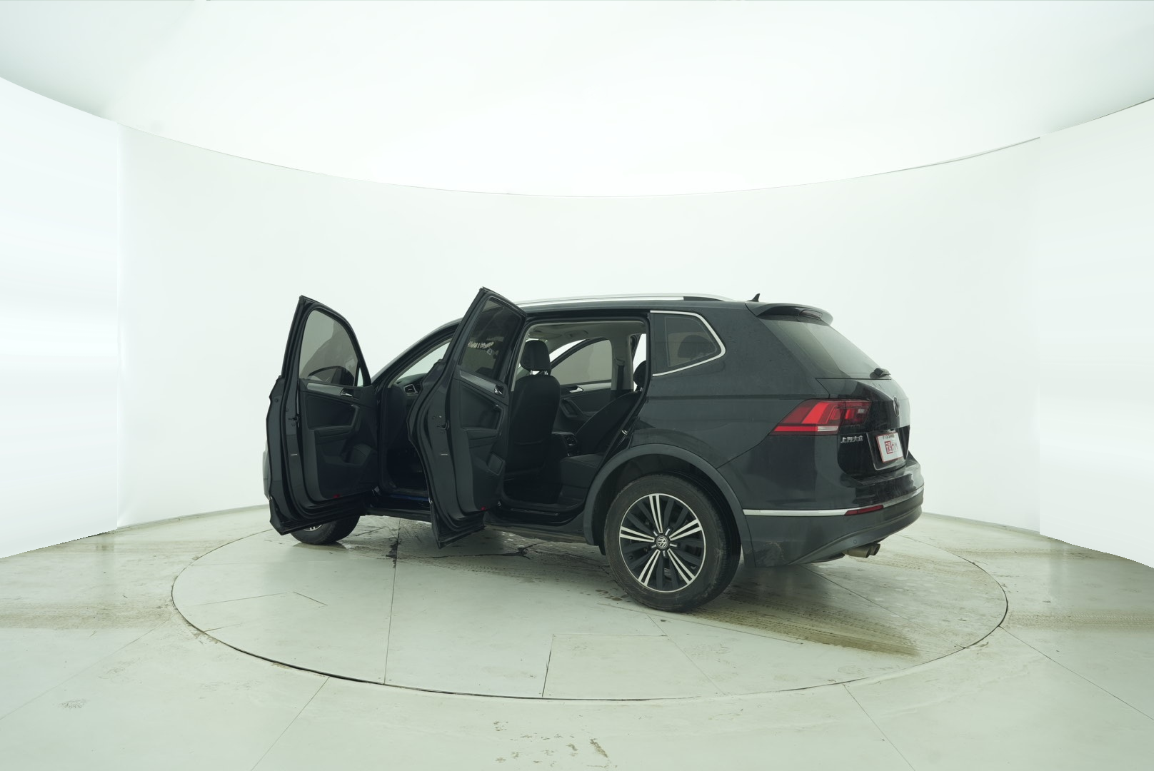 Volkswagen Tiguan L 2019 — фото 13