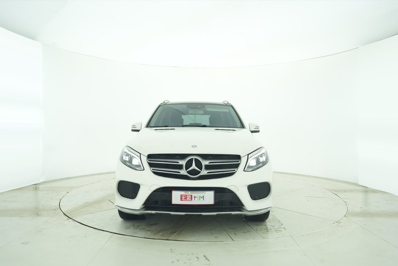 Mercedes Benz GLE 2016 — фото 9