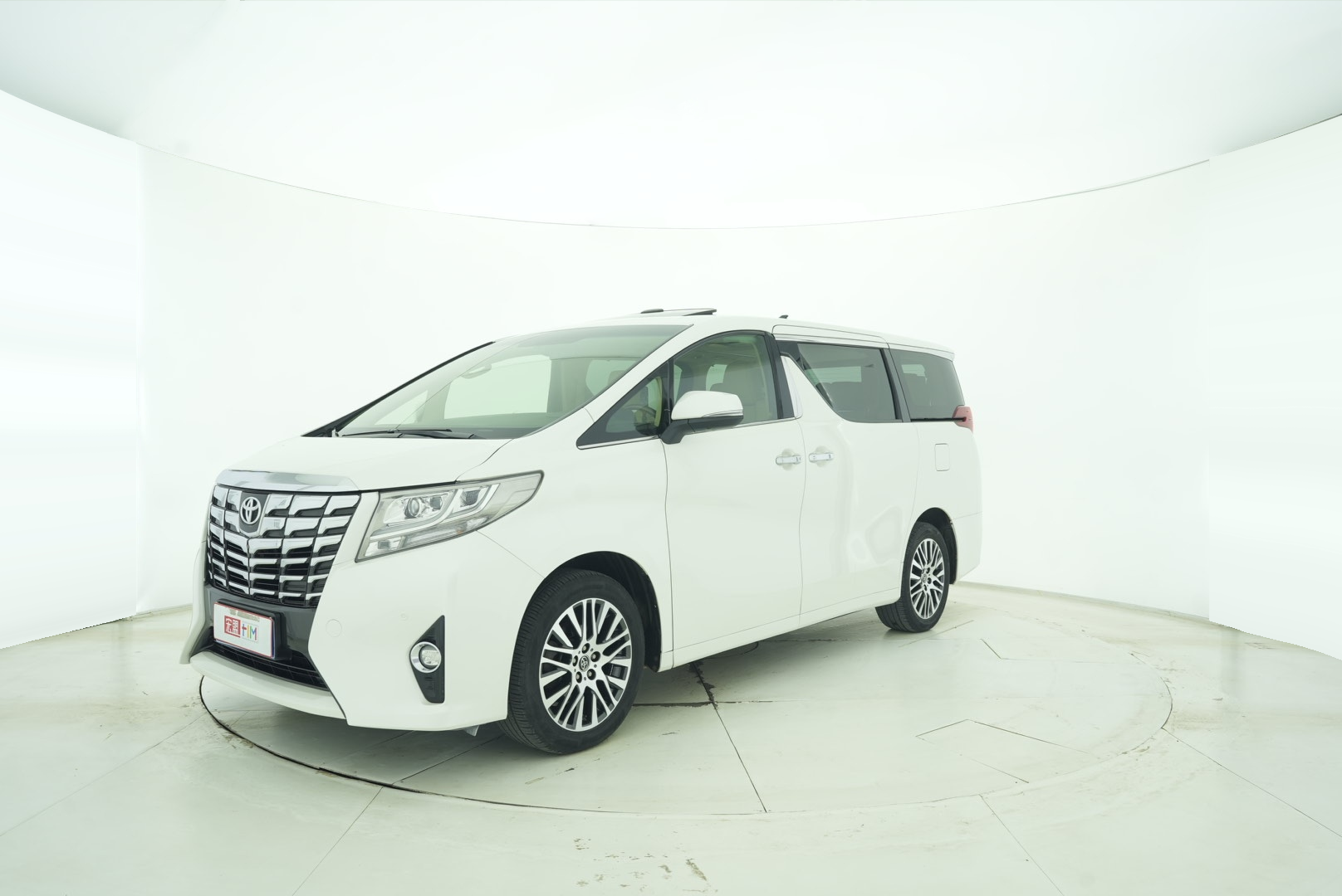 Toyota Elfa 2015 — фото 2