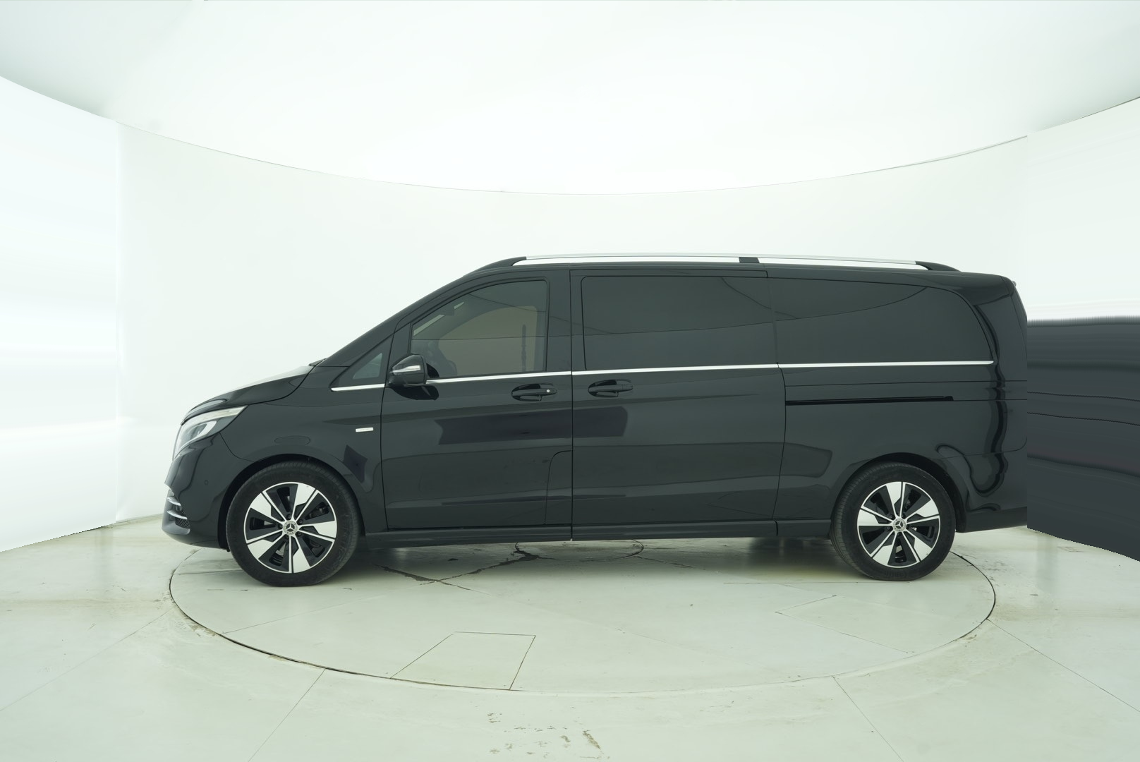 Mercedes Benz V-Class 2018 — фото 3