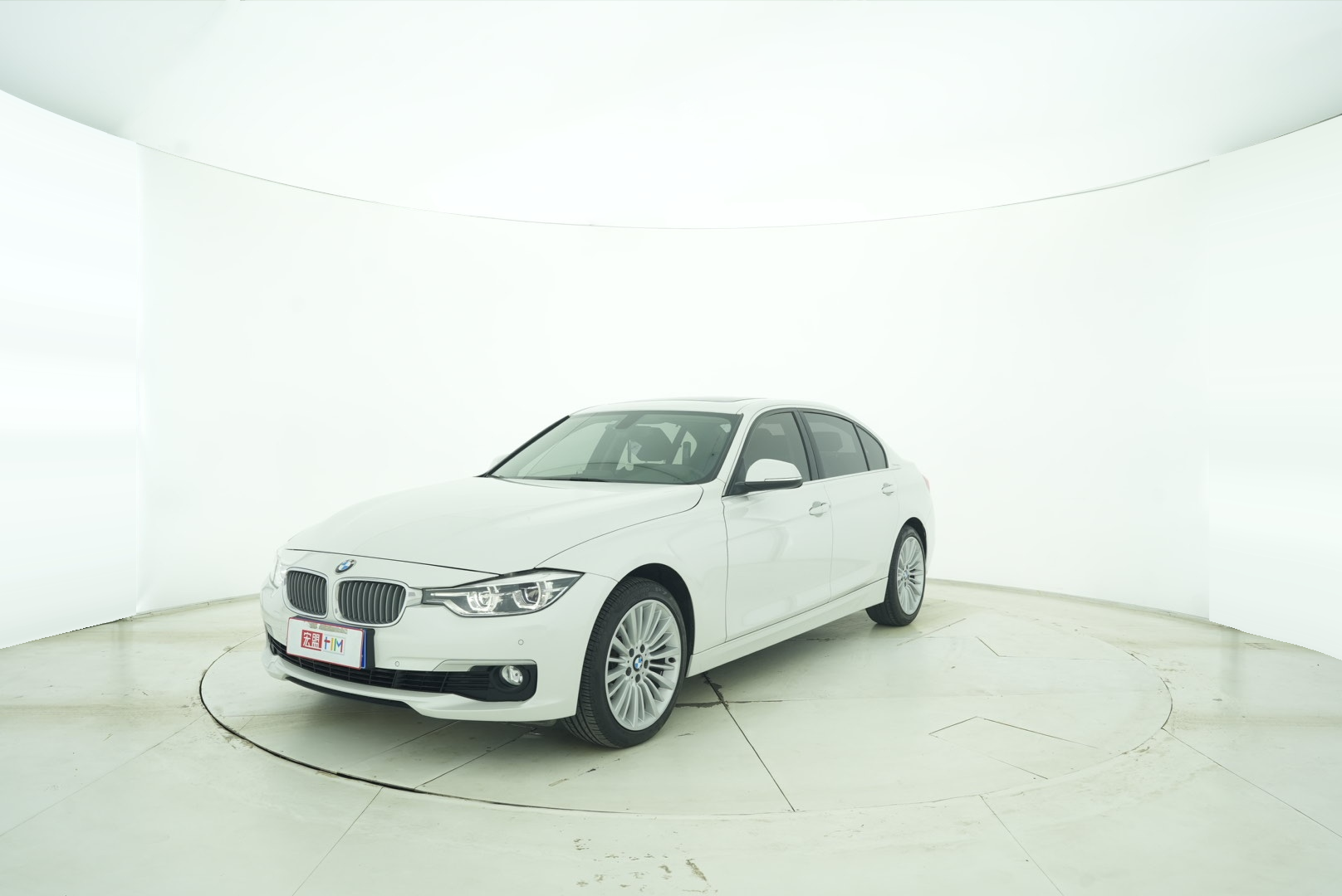 BMW 3 Series 2018 — фото 2