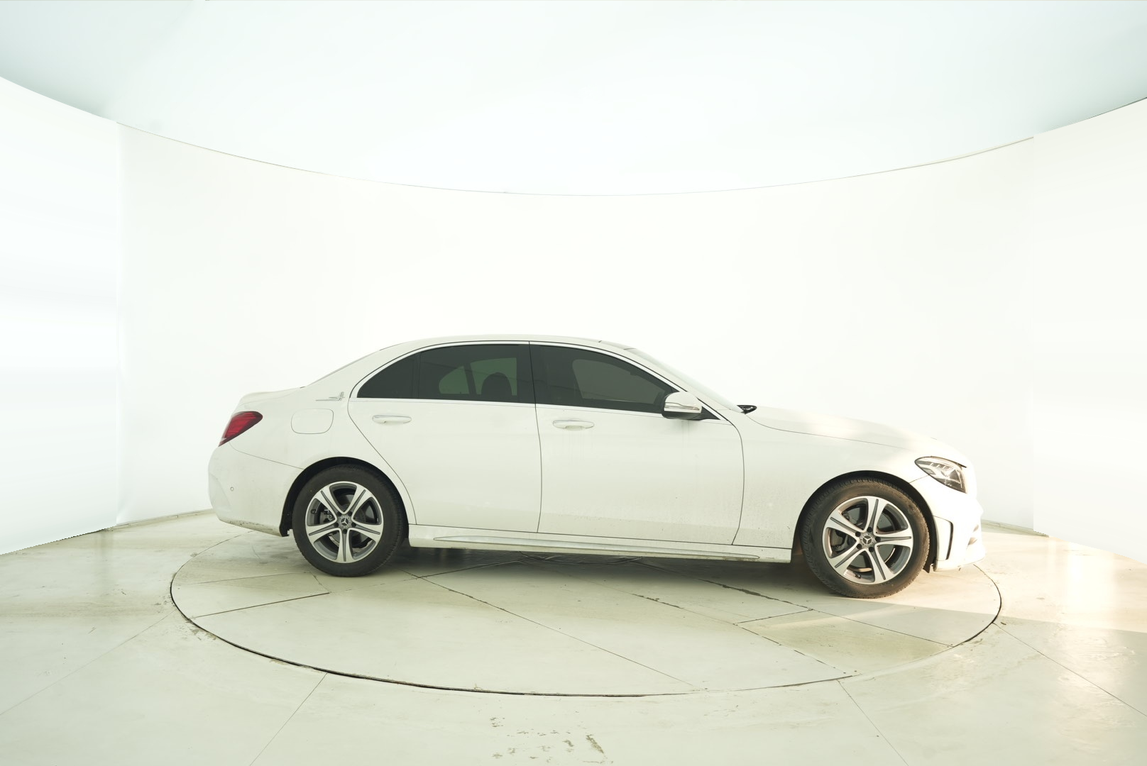 Mercedes Benz C-Class 2020 — фото 7