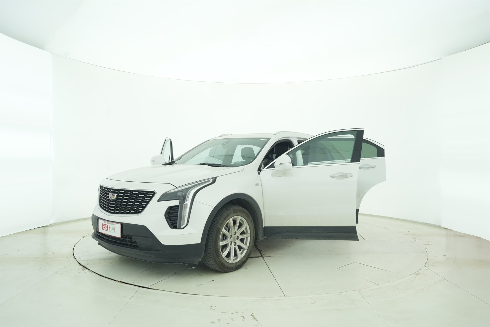 Cadillac XT4 2021 — фото 10