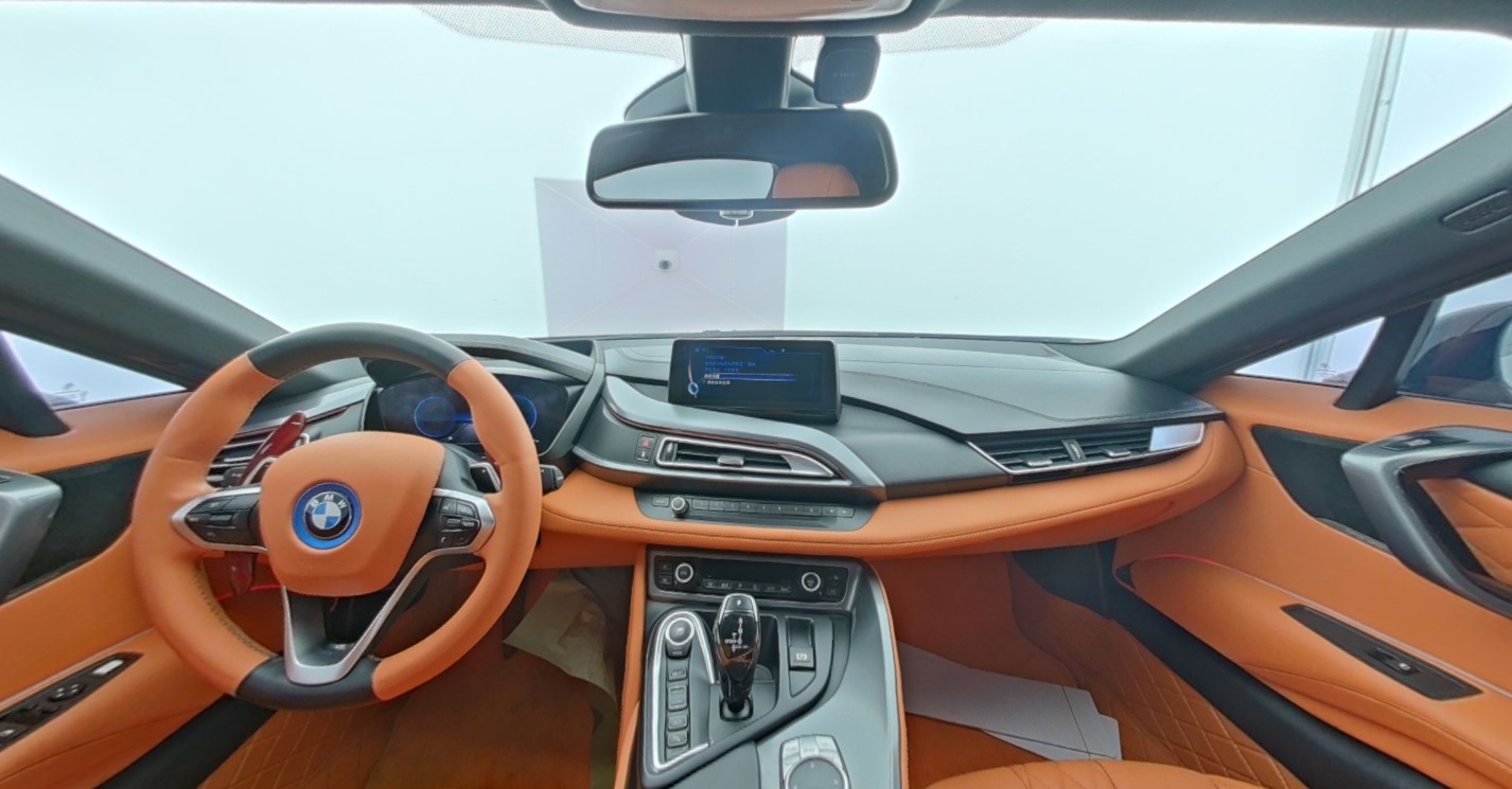 BMW i8 2014 — фото 1