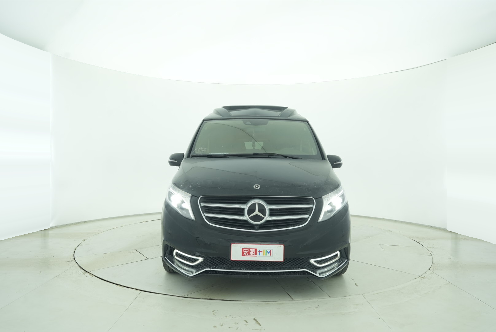 Mercedes Benz V-Class 2017 — фото 9