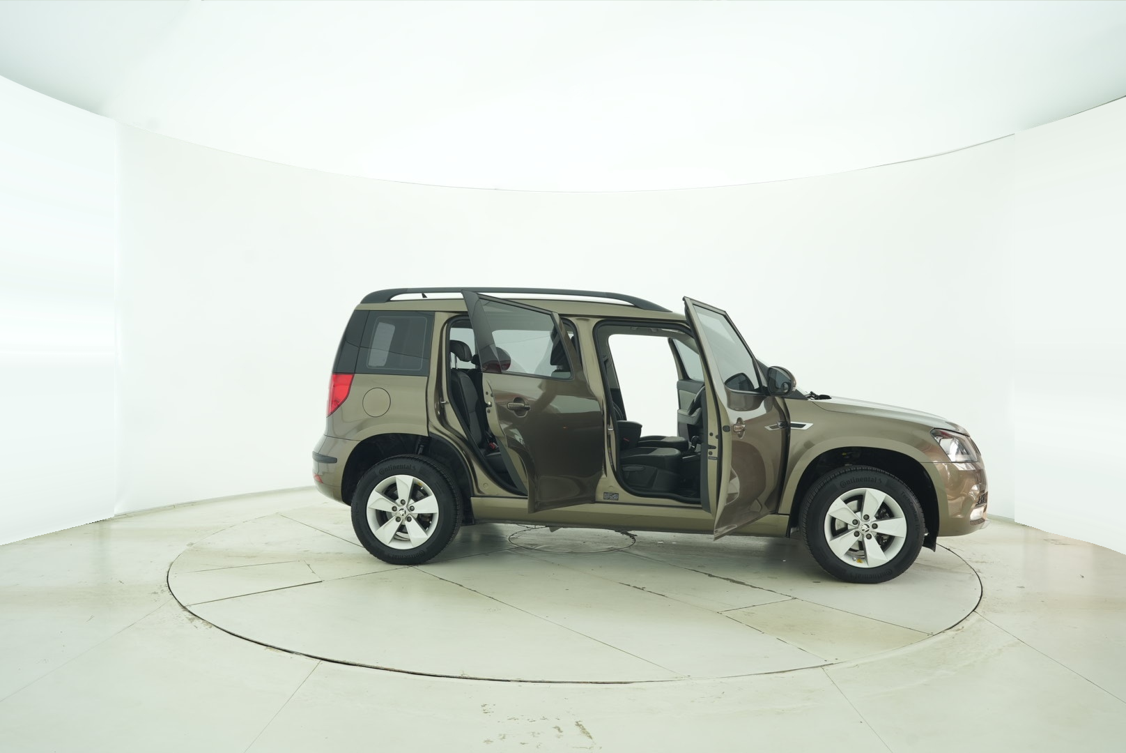 Skoda Yeti 2014 — фото 13