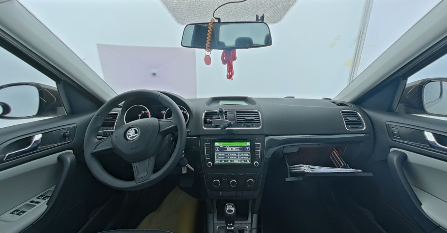 Skoda Yeti 2014 — фото 1