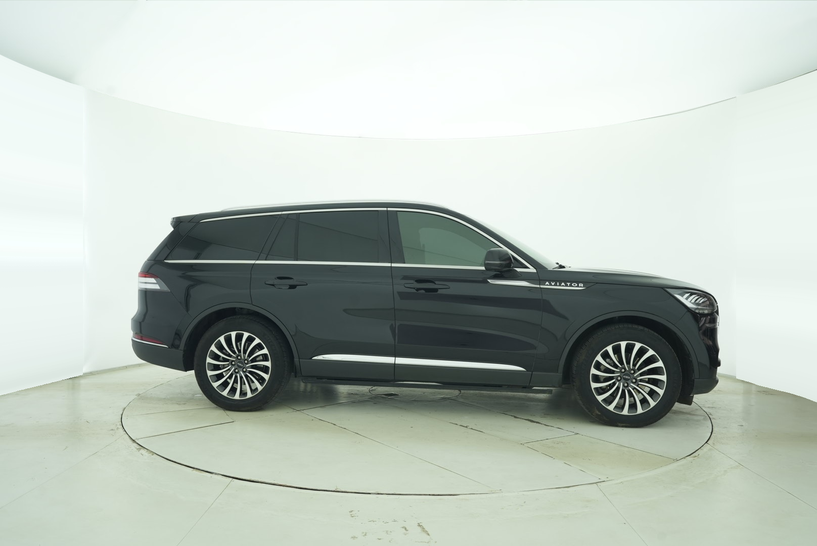 Lincoln Aviator 2020 — фото 12