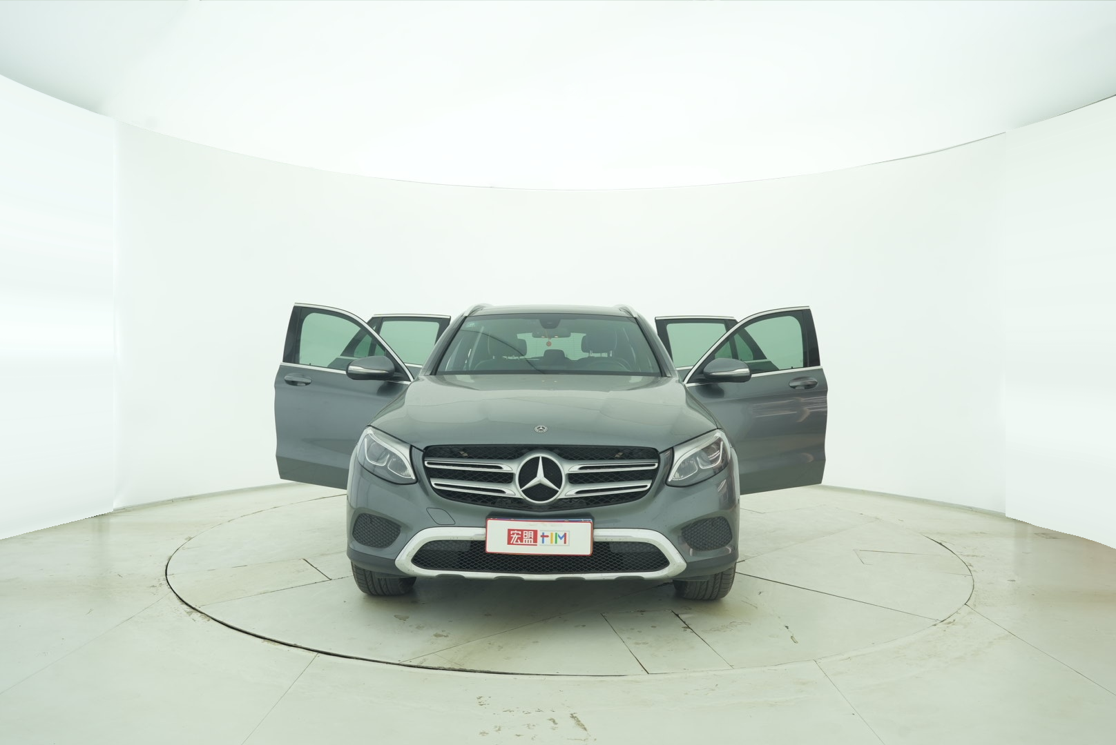 Mercedes Benz GLC 2019 — фото 18