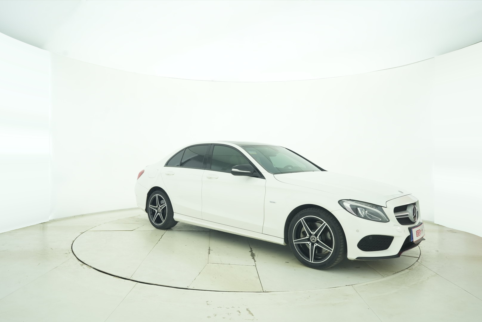 Mercedes Benz C-Class 2018 — фото 8