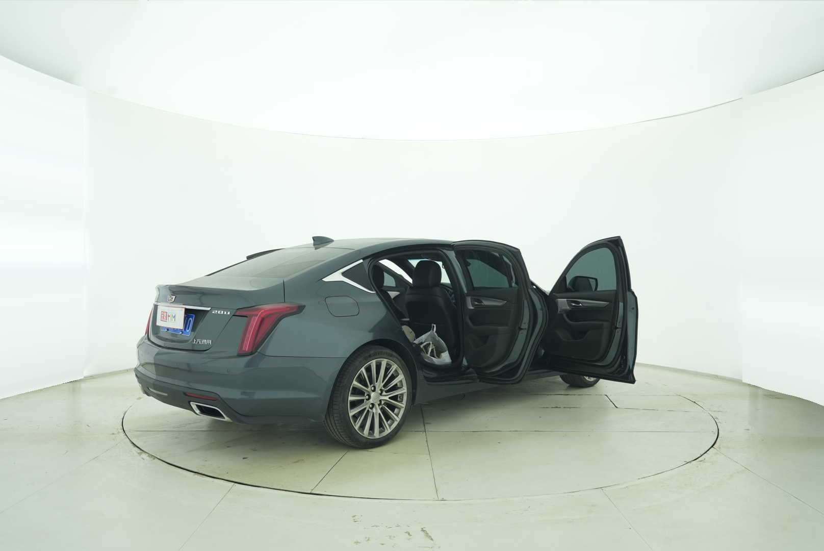 Cadillac CT5 2021 — фото 15