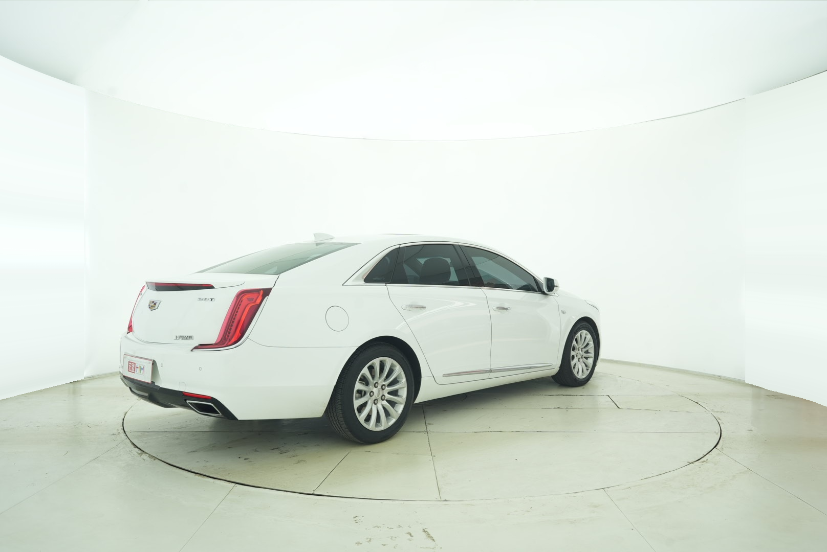 Cadillac XTS 2018 — фото 6