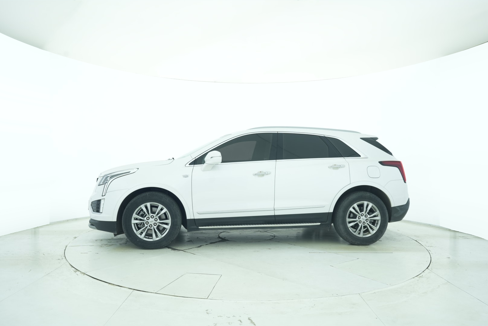 Cadillac XT5 2021 — фото 3