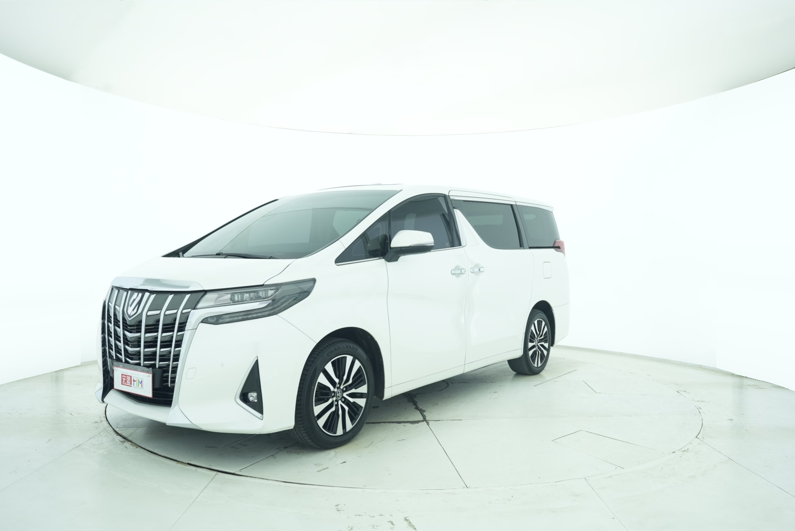 Toyota Elfa 2018 — фото 2