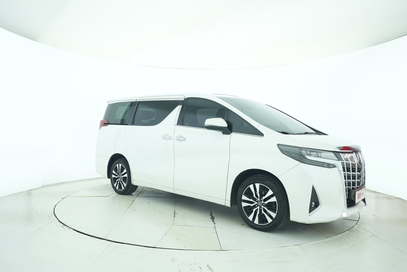 Toyota Elfa 2018 — фото 8