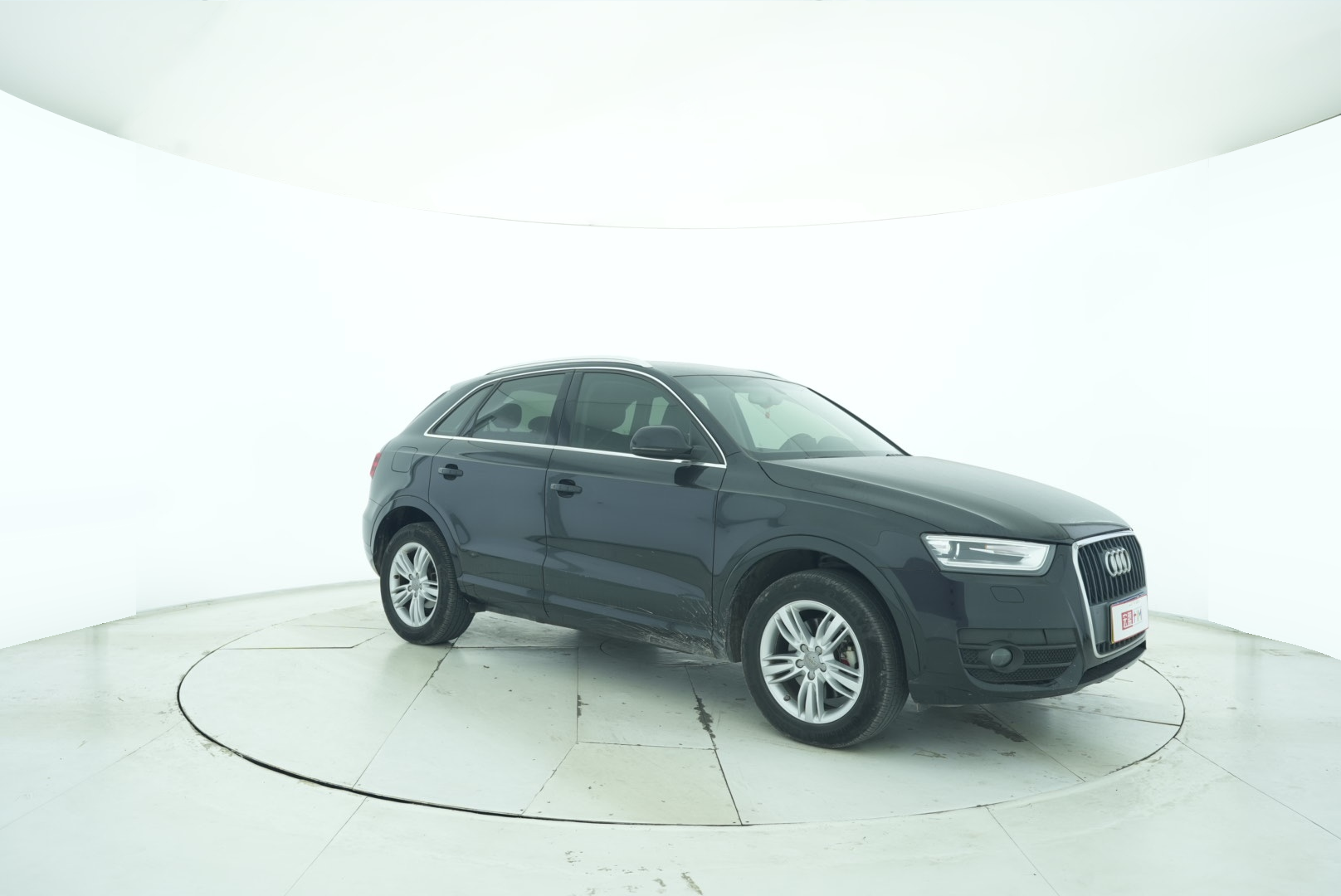 Audi Q3 2015 — фото 8