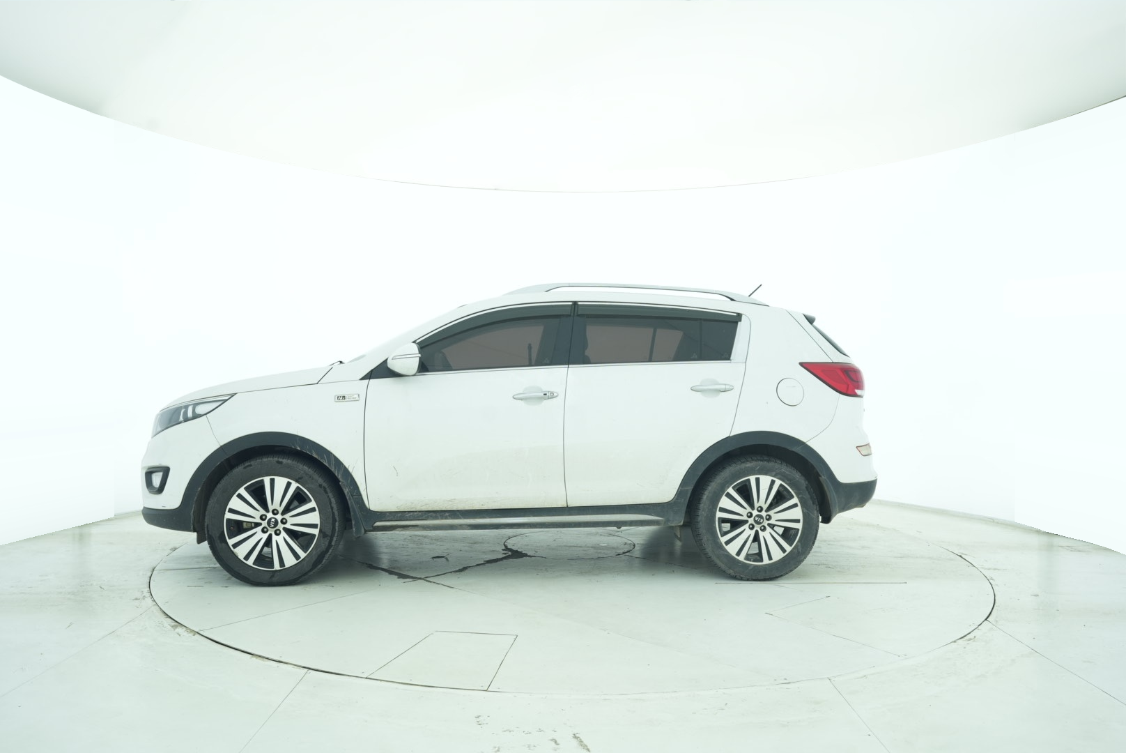 KIA Sportage 2010 — фото 3