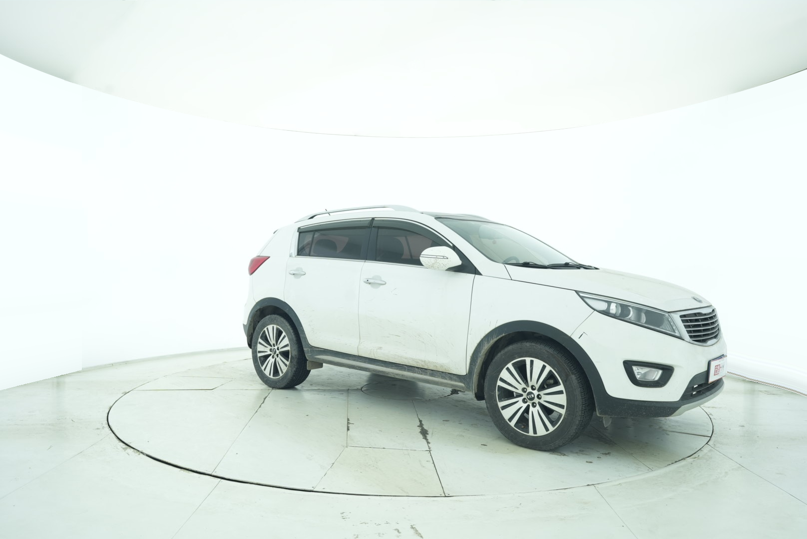 KIA Sportage 2010 — фото 8