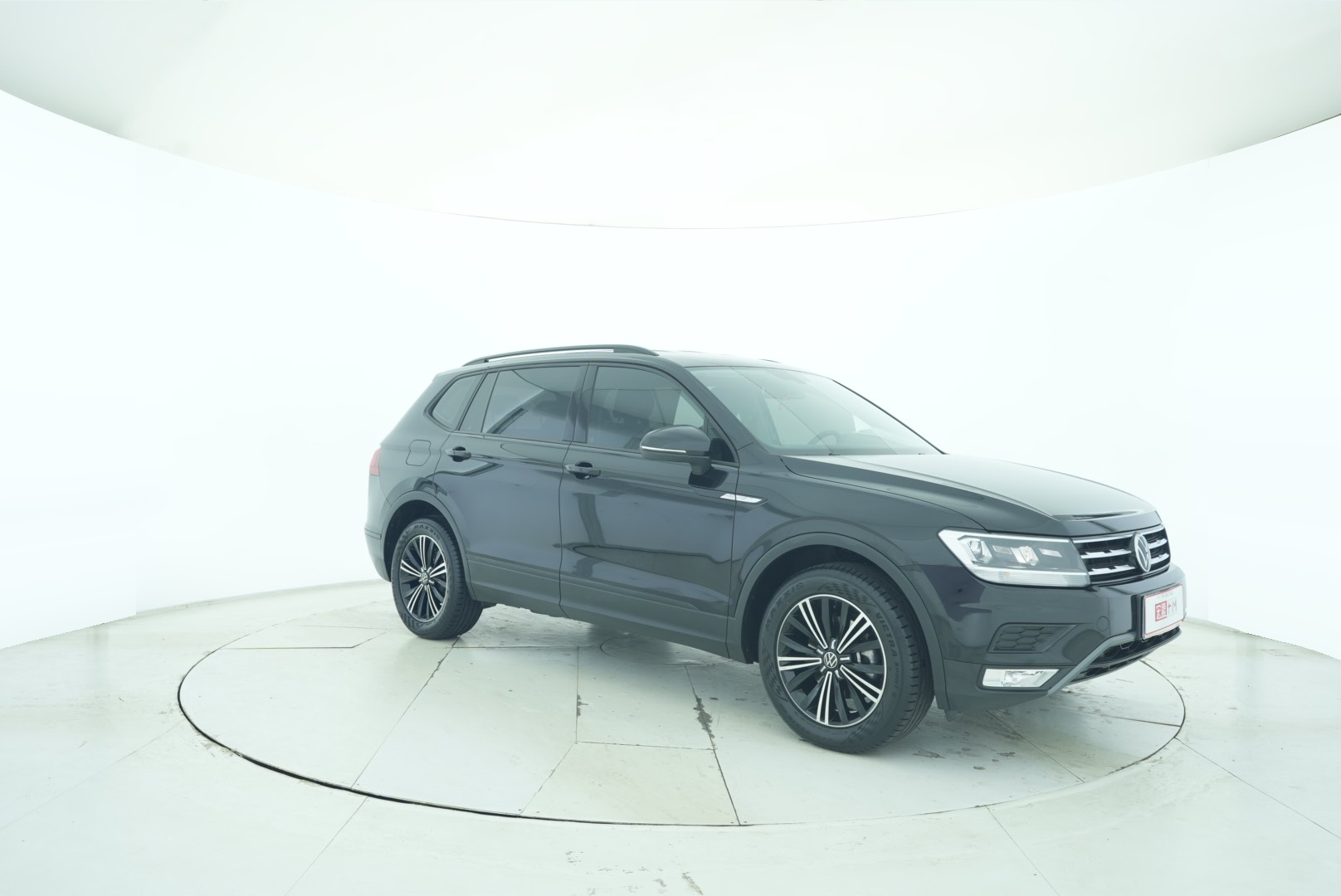 Volkswagen Tiguan L 2021 — фото 8