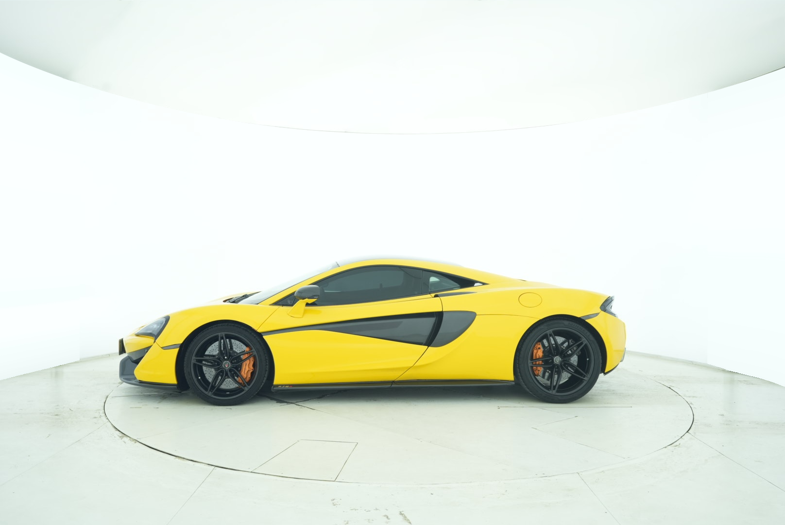 McLaren 570GT 2016 — фото 3
