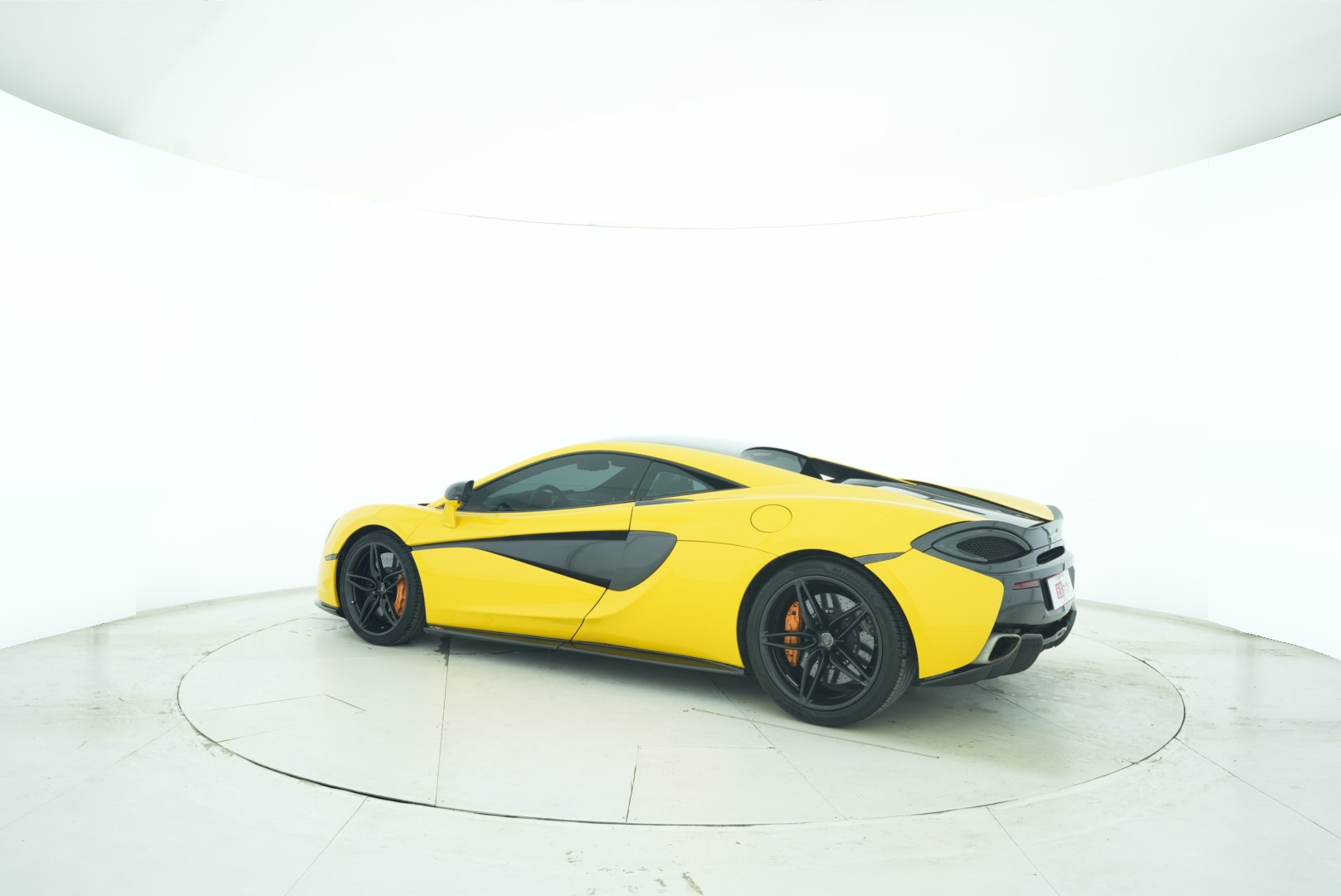 McLaren 570GT 2016 — фото 4