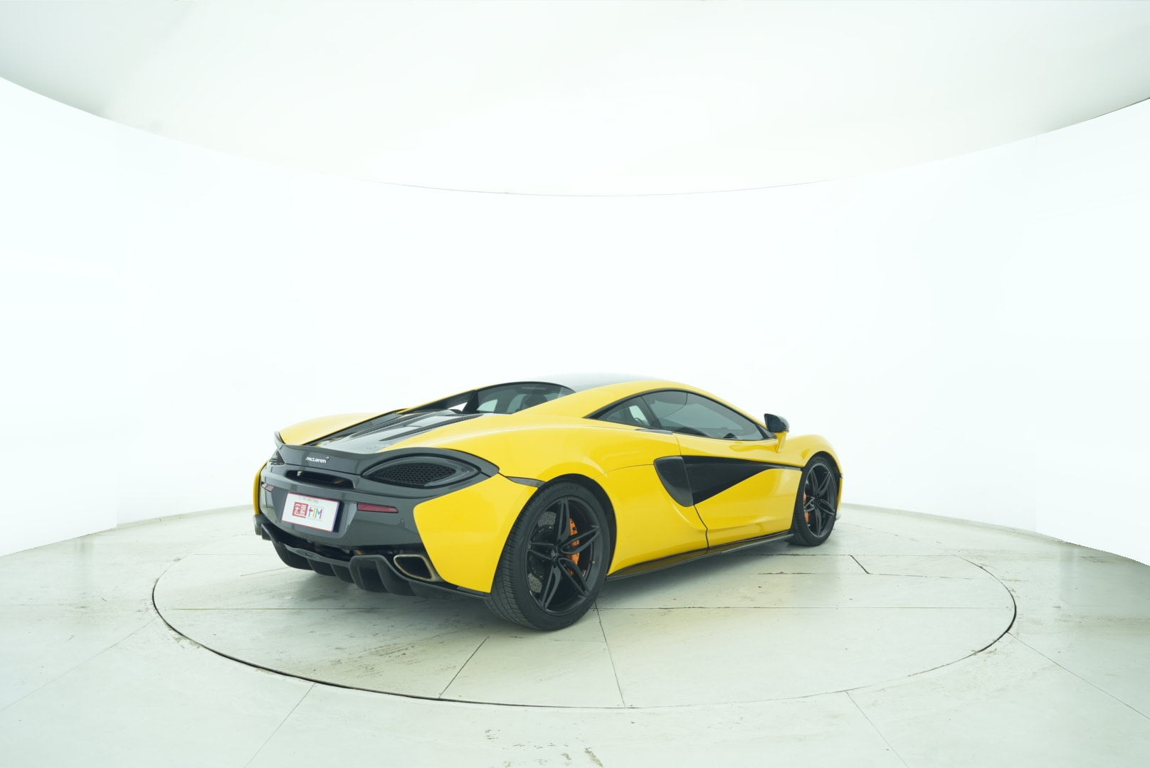 McLaren 570GT 2016 — фото 6
