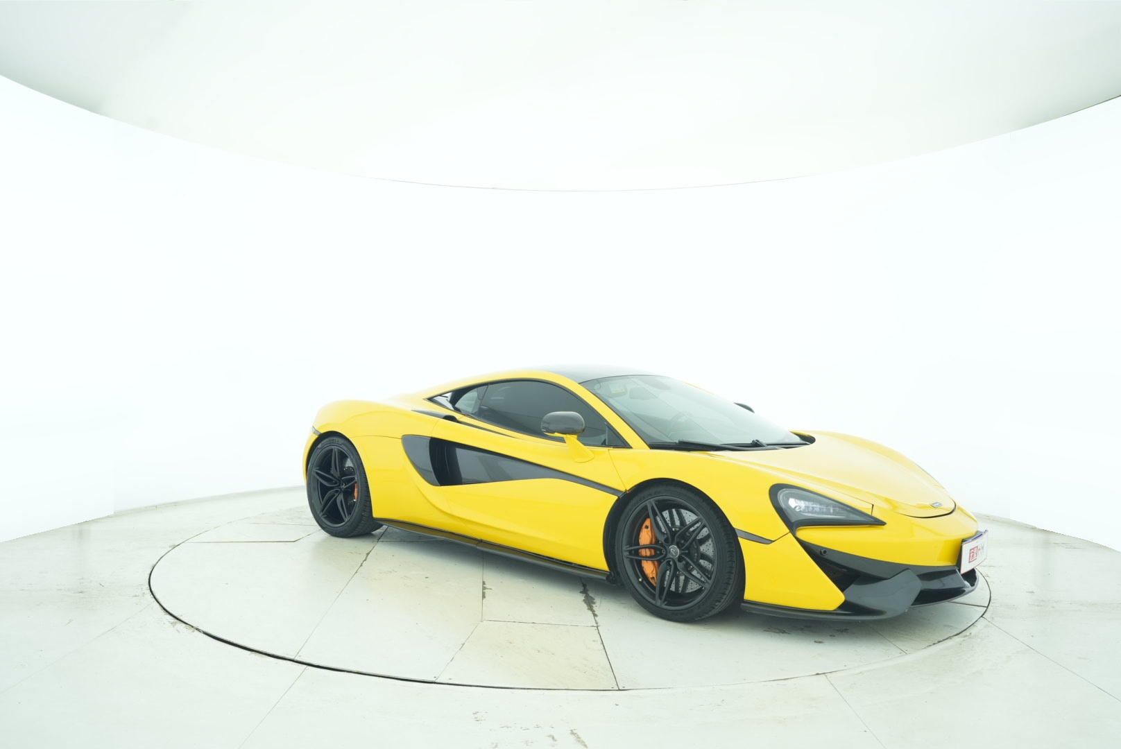 McLaren 570GT 2016 — фото 8