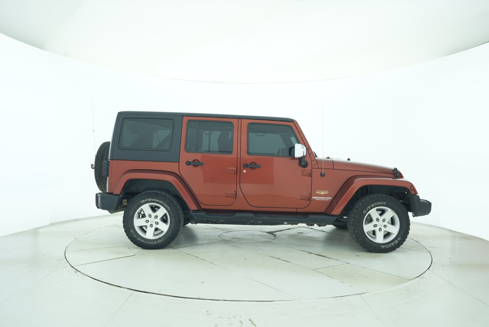 Jeep Wrangler 2014 — фото 7